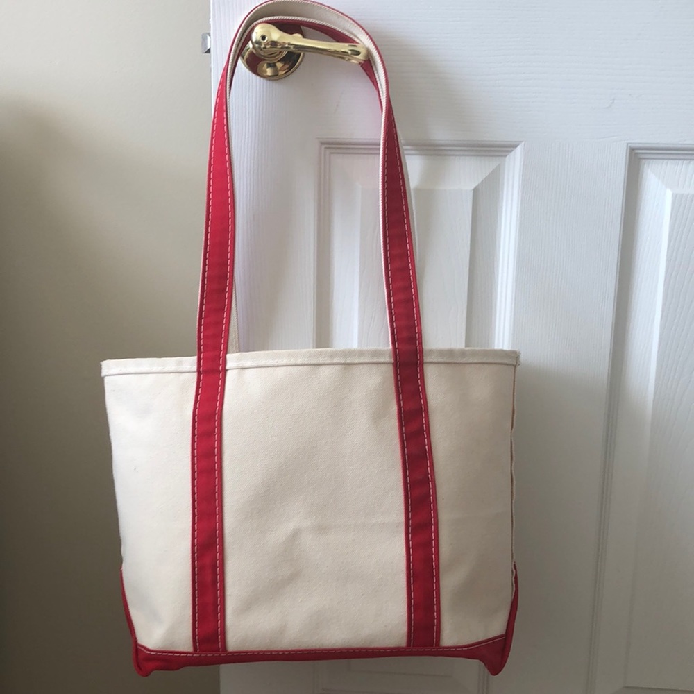L.L. Bean tote